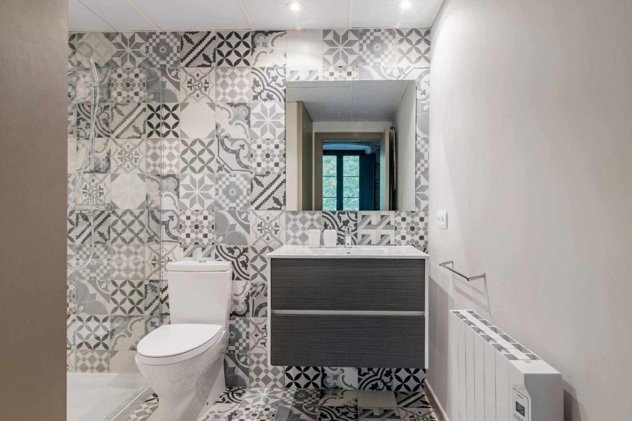 Bonaventura 4 Restored In Heart Of Appartamento Girona